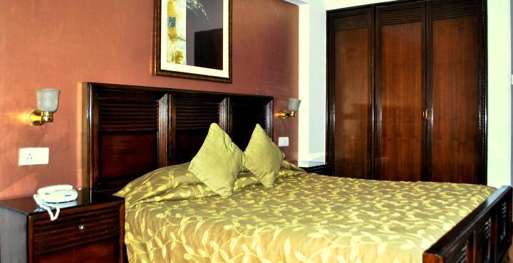 Hotel Baljees Regency Shimla Zewnętrze zdjęcie