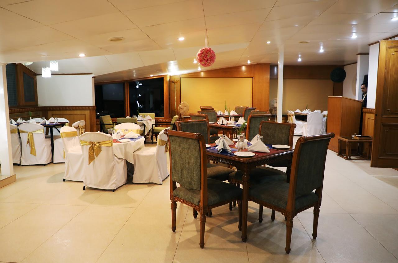 Hotel Baljees Regency Shimla Zewnętrze zdjęcie