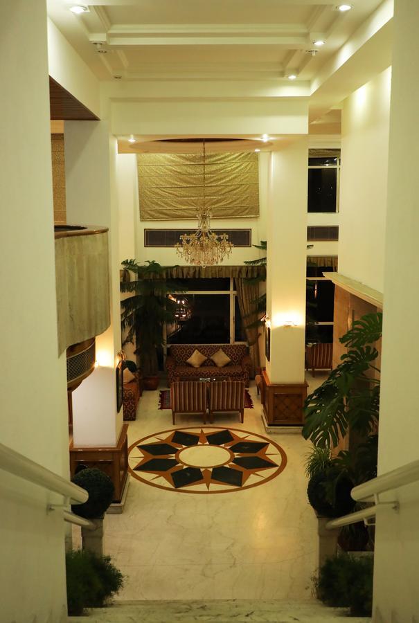Hotel Baljees Regency Shimla Zewnętrze zdjęcie