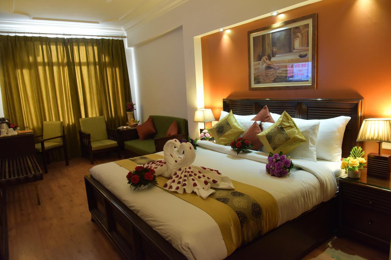 Hotel Baljees Regency Shimla Zewnętrze zdjęcie